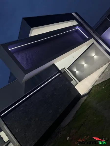 CASA DE ALTO PADRAO — foto 3